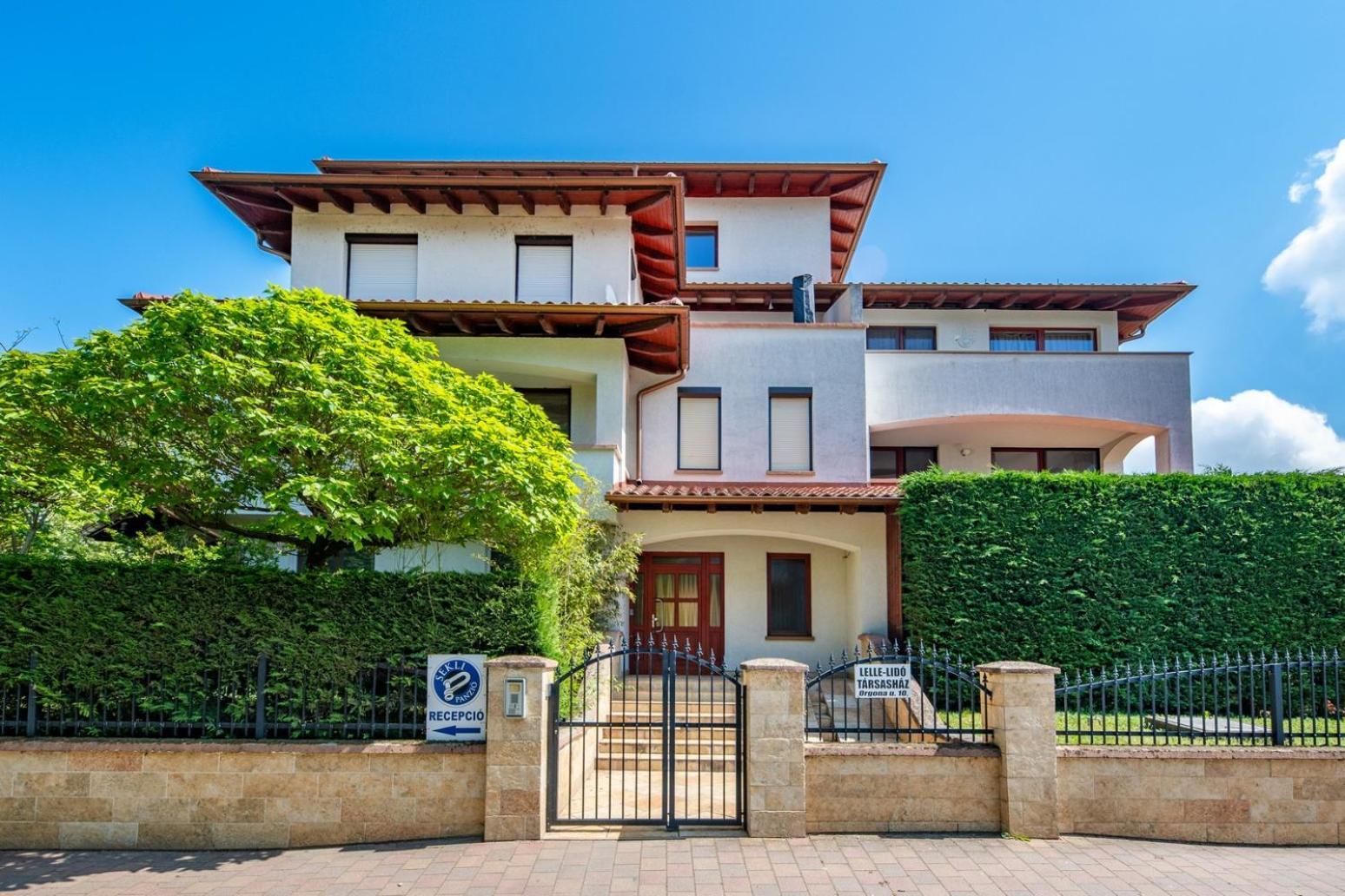 Sekli Apartman Балатонлелле Экстерьер фото